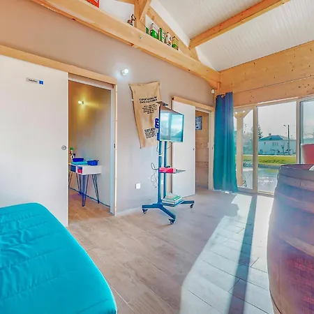 Awesome In * Milly-sur-Thérain